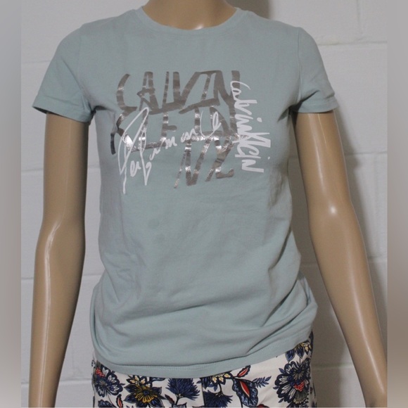 Bundle of 2 Calvin Klein Short Sleeve T-Shirt size small - Picture 5 of 8